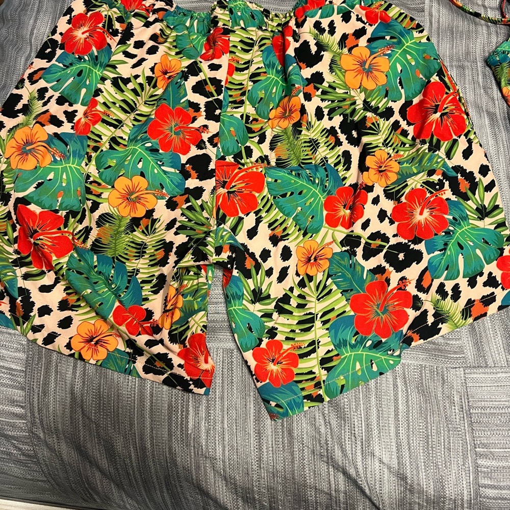 Men Swim Trunks - Picture 2 of 3